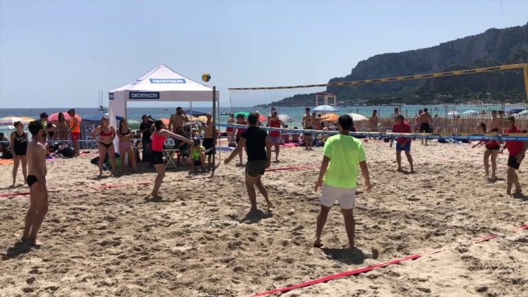 Decathlon, una festa dello sport sulla spiaggia di Mondello