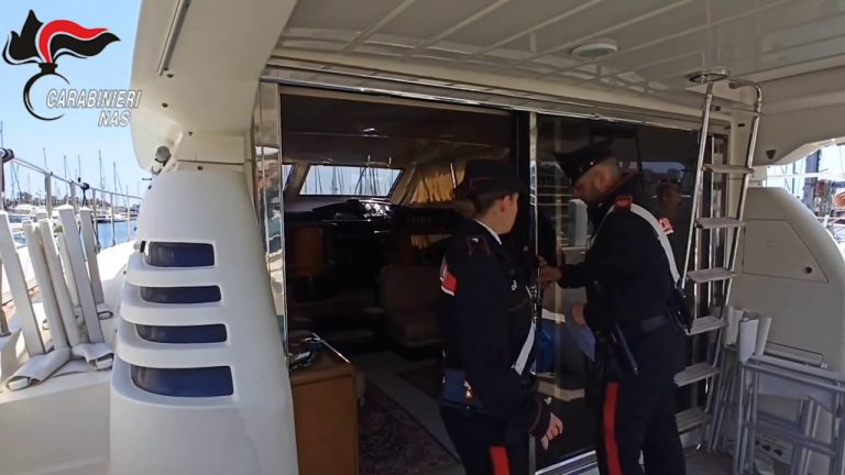 Torino, sequestrato yacht a odontoiatra abusivo