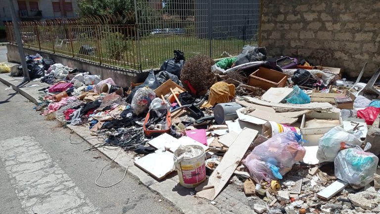 “Via Istria è una discarica a cielo aperto”, chiesto intervento al Comune di Marsala