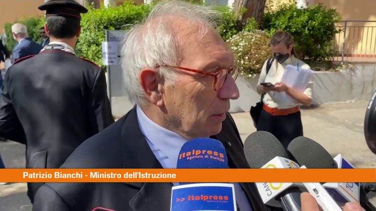 Istruzione, Bianchi “Dal Pnrr 800 milioni per la Campania”