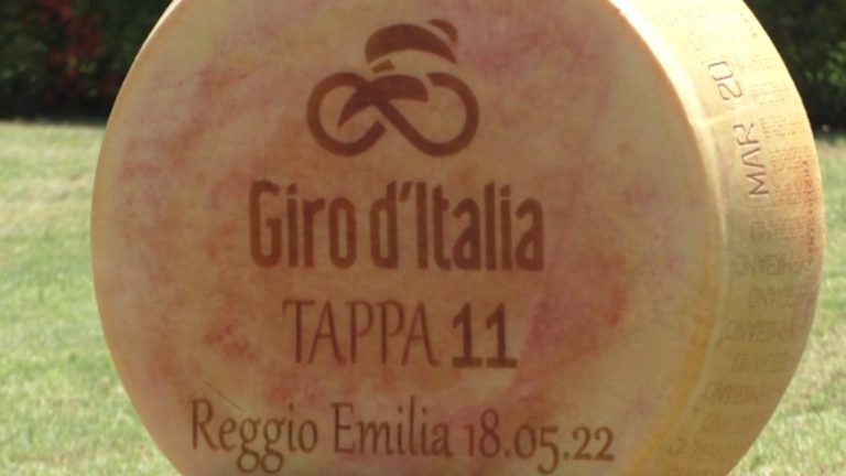 Giro d’Italia, il Parmigiano Reggiano firma l’undicesima tappa