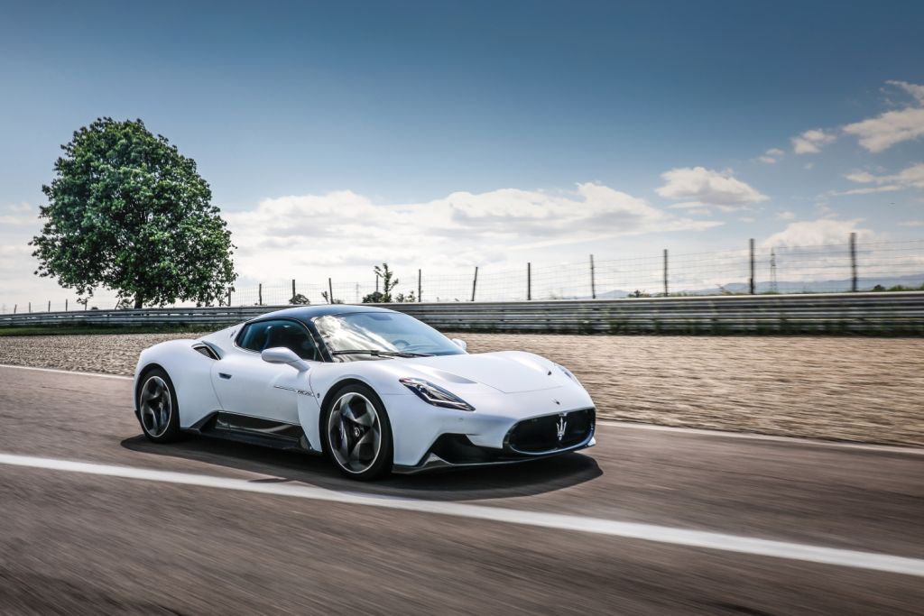 Dall’elettrico al termico, anteprime in mostra a Mondello con SM Expo40