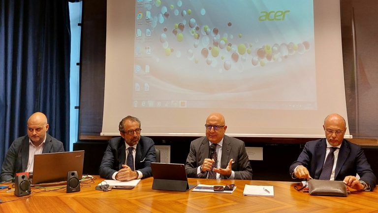 La Sicilia presenta il Piano della Transizione digitale, 219 milioni di investimenti