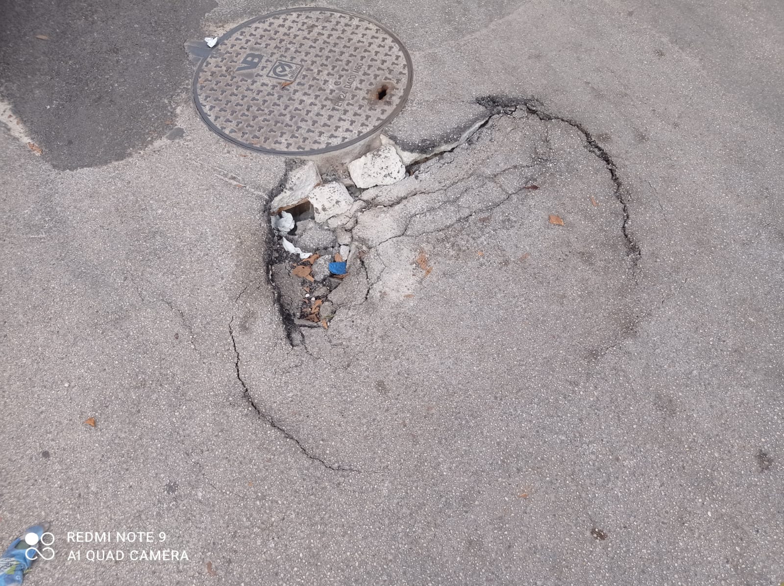 Marsala, cedimento della strada in via Cairoli