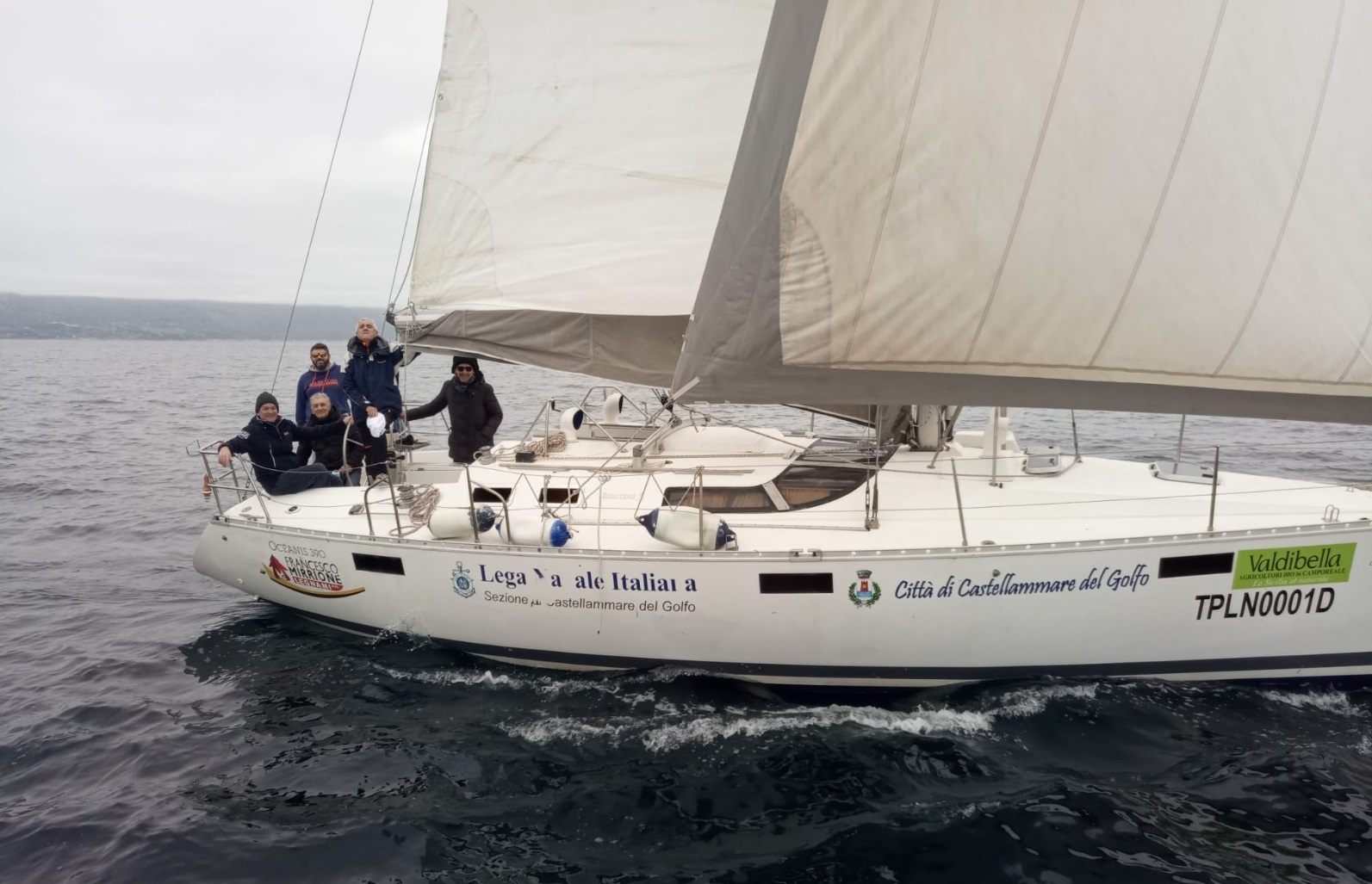 Castellammare: barca a vela sequestrata a scafisti verrà utilizzata per scopi istituzionali