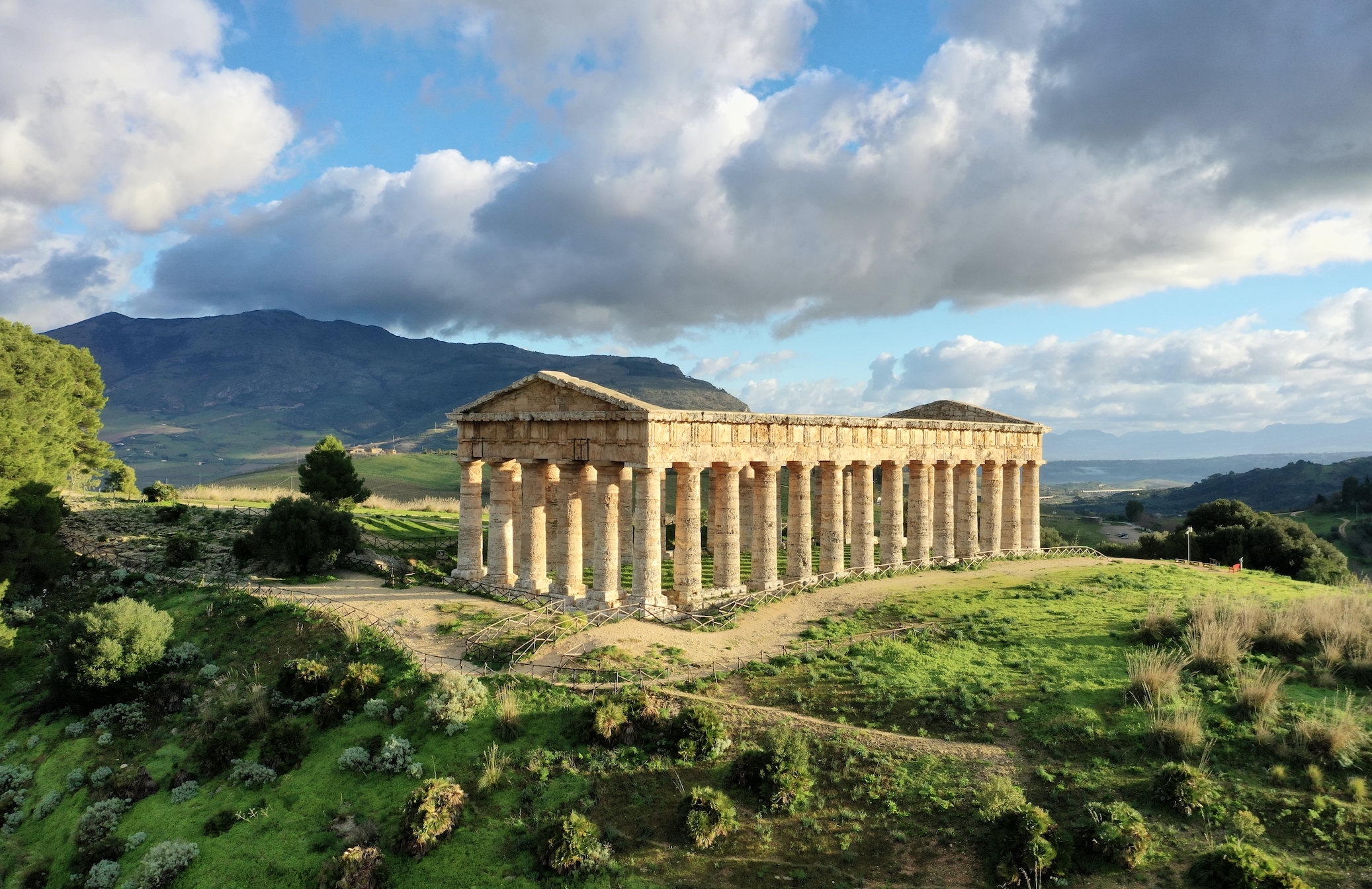 Seminiamo il Paradiso e ‘La notte dei Misteri’ a Segesta e Selinunte