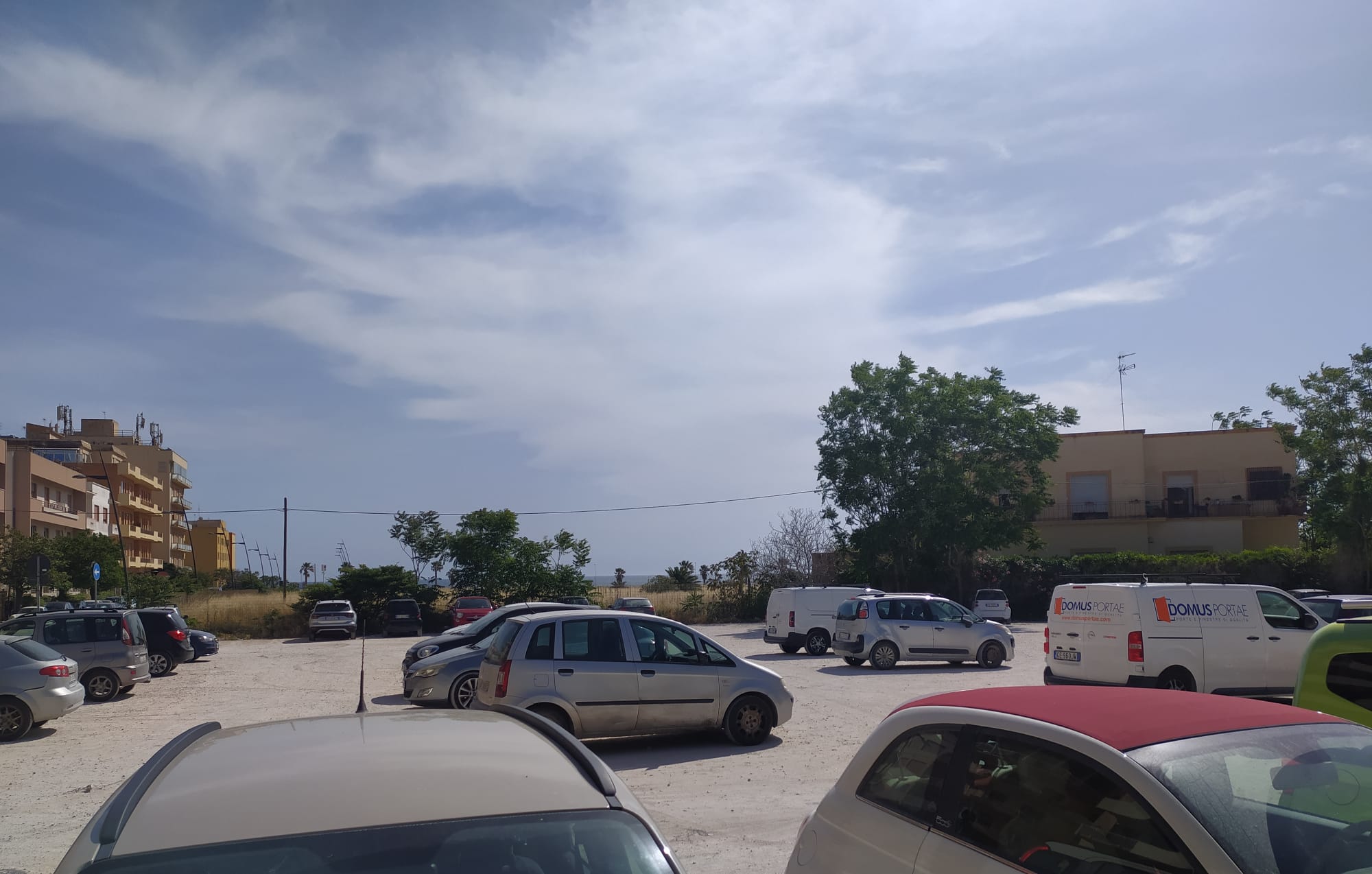 Marsala: lite a Porta Nuova, denunciato un posteggiatore per violazione del Dacur