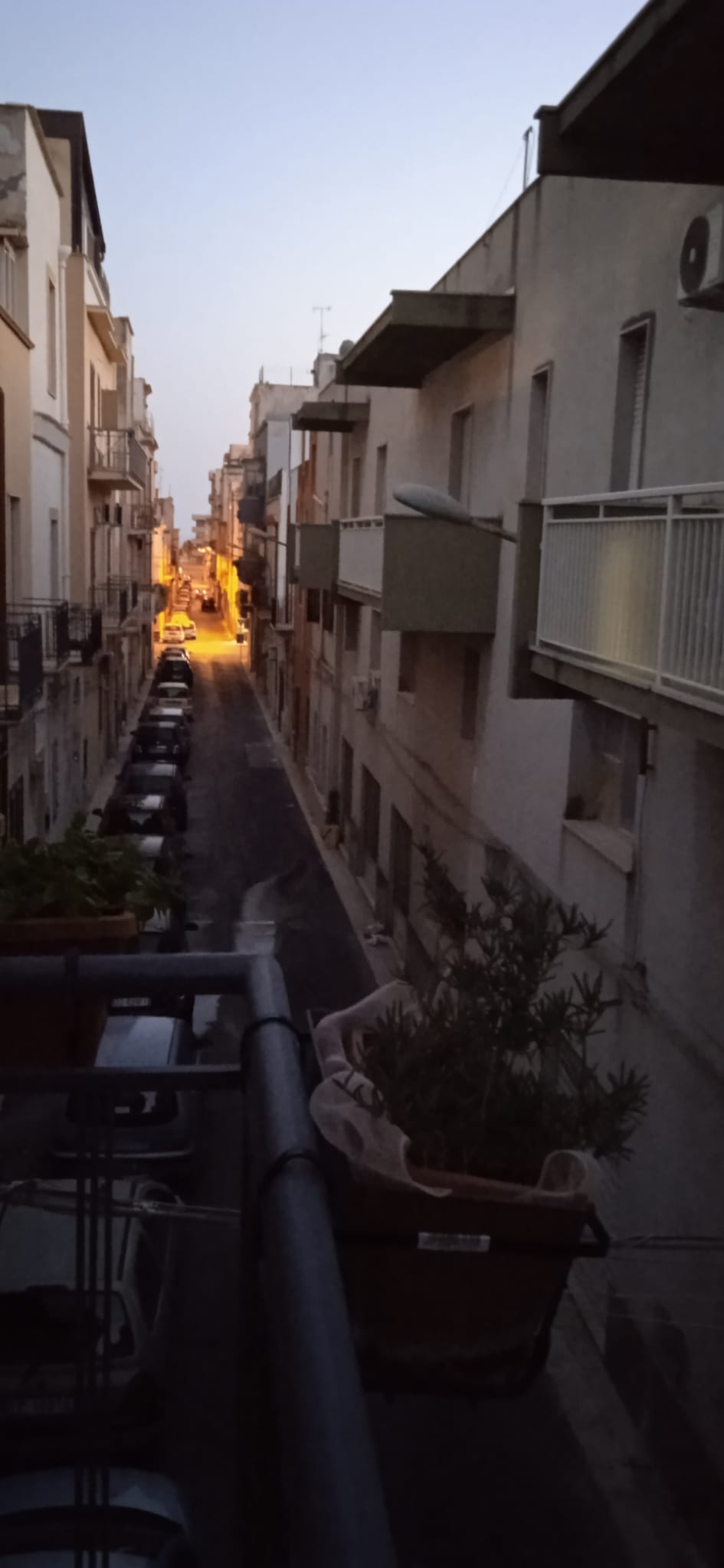 Marsala: vie del centro al buio: “Difficile contattare gli uffici comunali”