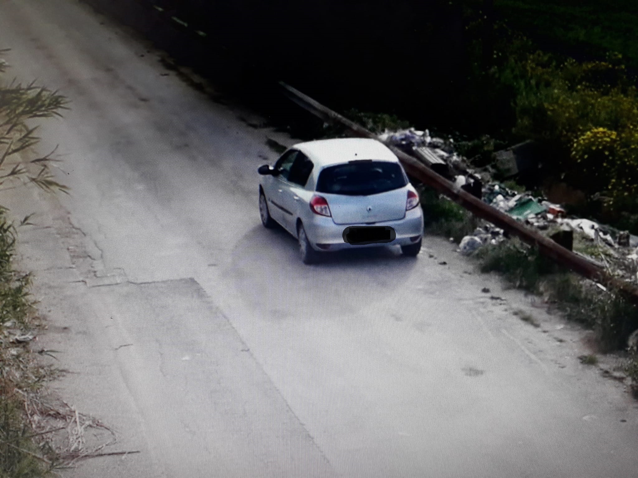 Abbandono rifiuti a Castellammare, 5.200 euro di multe