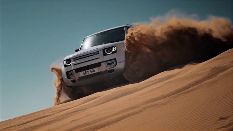 Nuova Land Rover Defender 130, fino a 8 posti per l’avventura