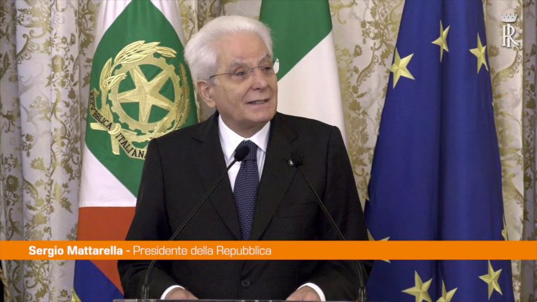 Mattarella “La Guardia di Finanza un modello internazionale”