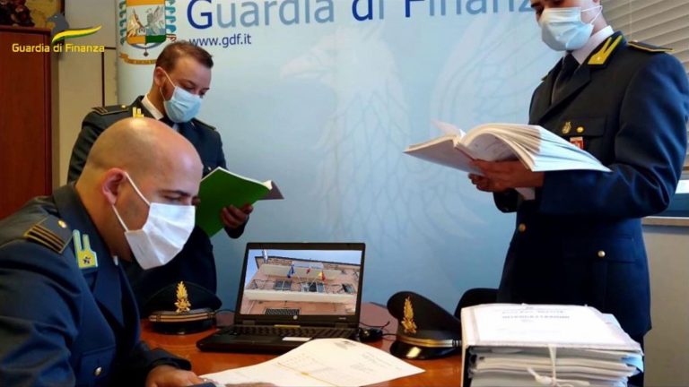 Bancarotta, autoriciclaggio e falso in bilancio: sequestrato un istituto scolastico