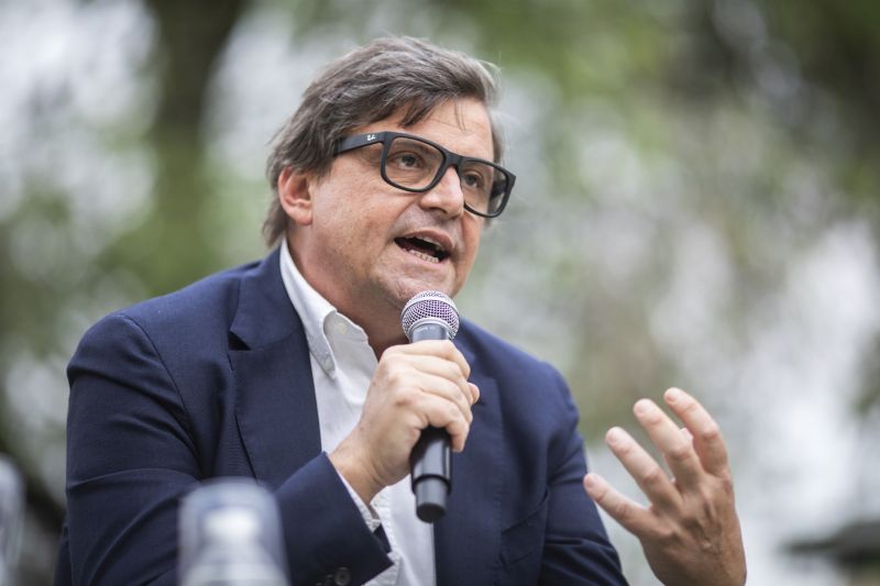 Elezioni, Calenda “Basta aperture ai Cinquestelle”