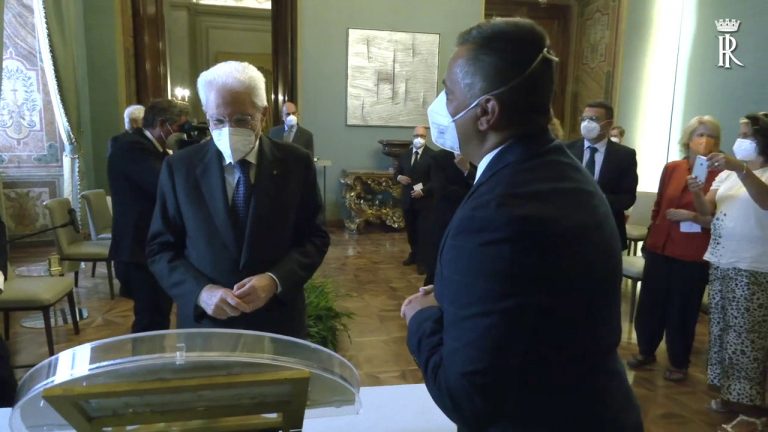 Mattarella riceve “Ventaglio” da Associazione Stampa Parlamentare