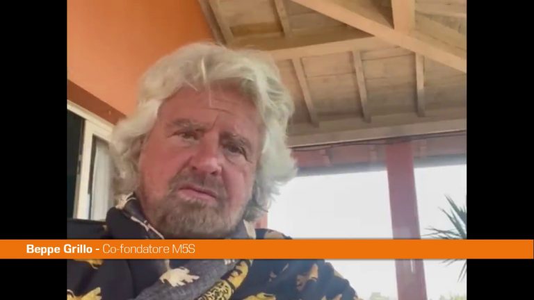 Grillo “Il doppio mandato diventi legge dello Stato”