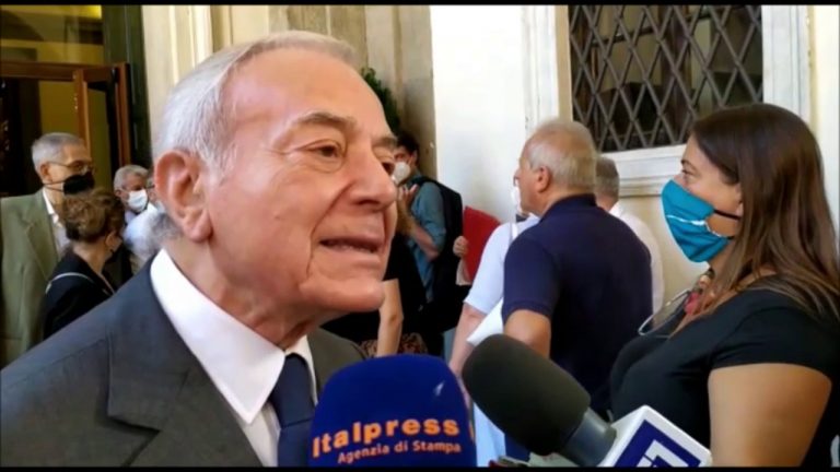 Scalfari, Gianni Letta “Ha insegnato libertà mestiere di giornalista”