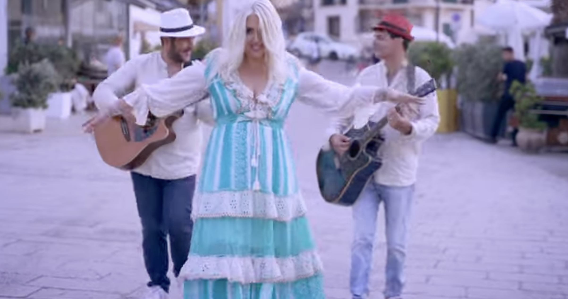 “Stupida” il singolo dell’estate dei Cosatinta. VIDEO