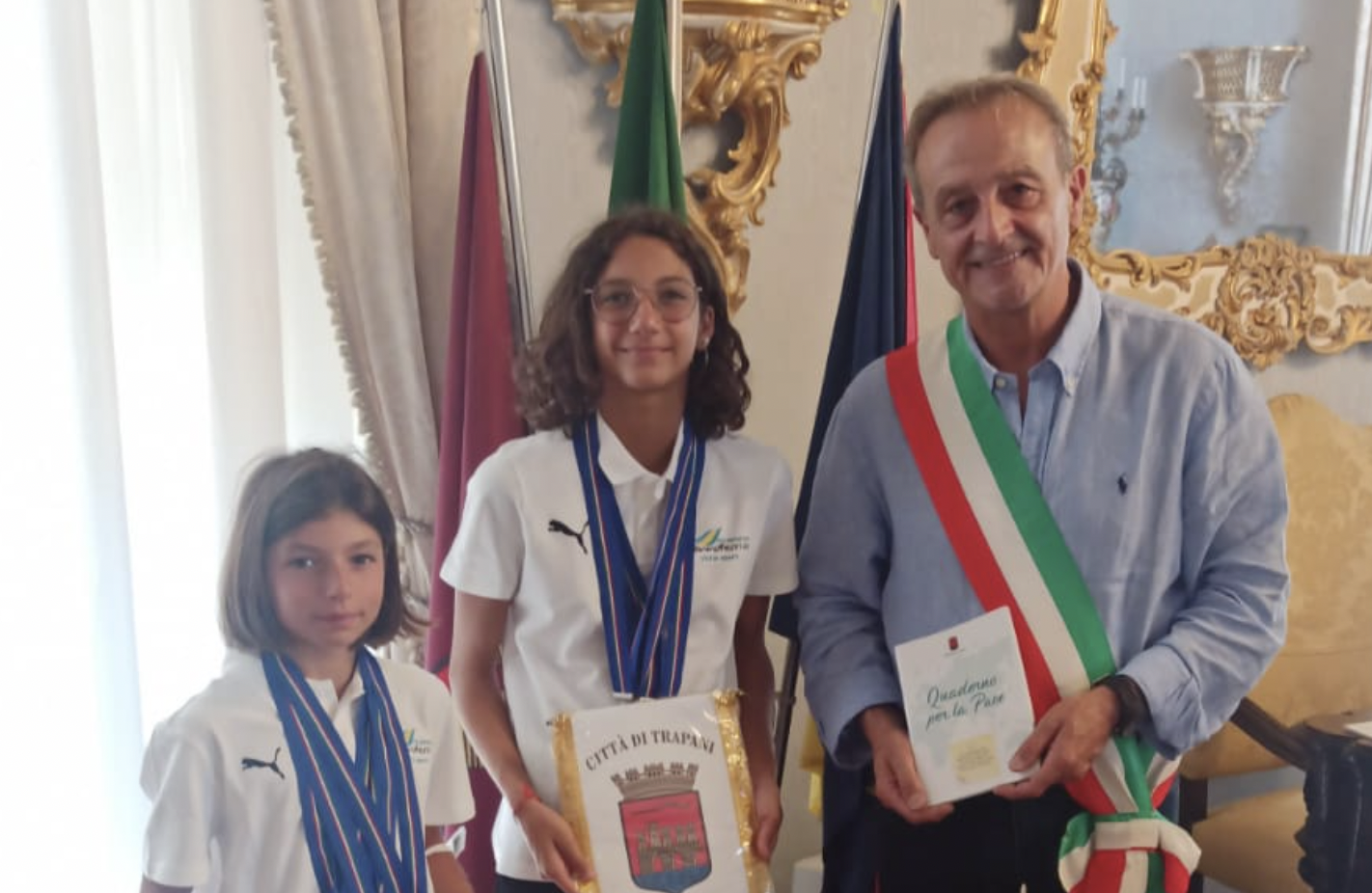 Trapani: le campionesse di nuoto Bongiorno e Gavini ricevute dal sindaco