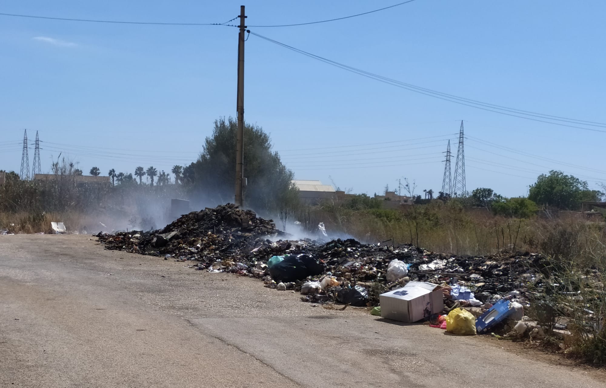 Bruciano i rifiuti, è allarme discariche a Marsala