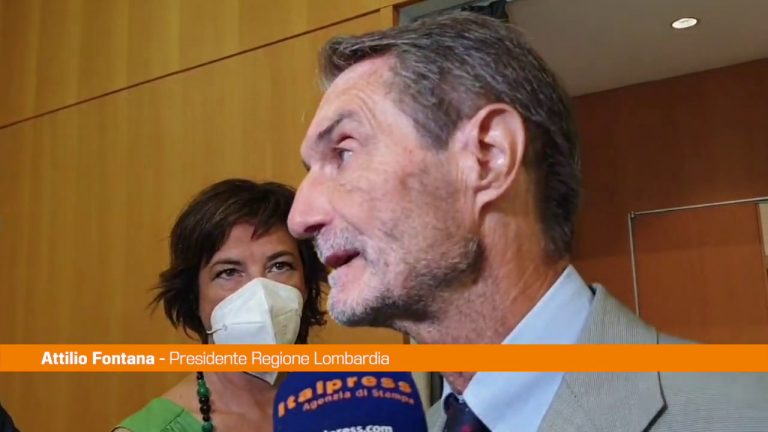 Vaccini,  Fontana “da domani attive prenotazioni per quarta dose”