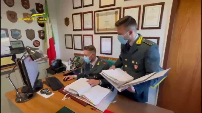 Truffava chi voleva comprare casa, arrestata a Palermo