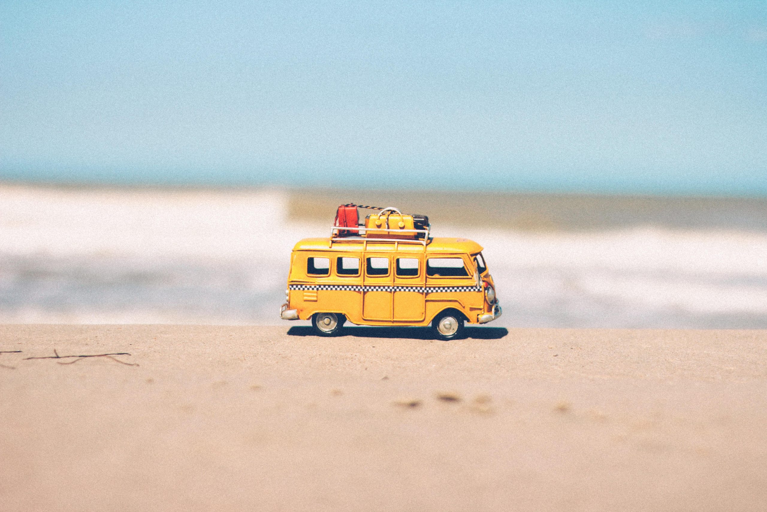 Le vacanze 2022 le più costose degli ultimi 50 anni: consigli per l’estate in appartamento