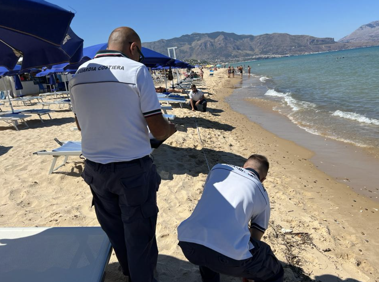 La Guardia Costiera restituisce oltre mille mq di spiaggia libera ad Alcamo