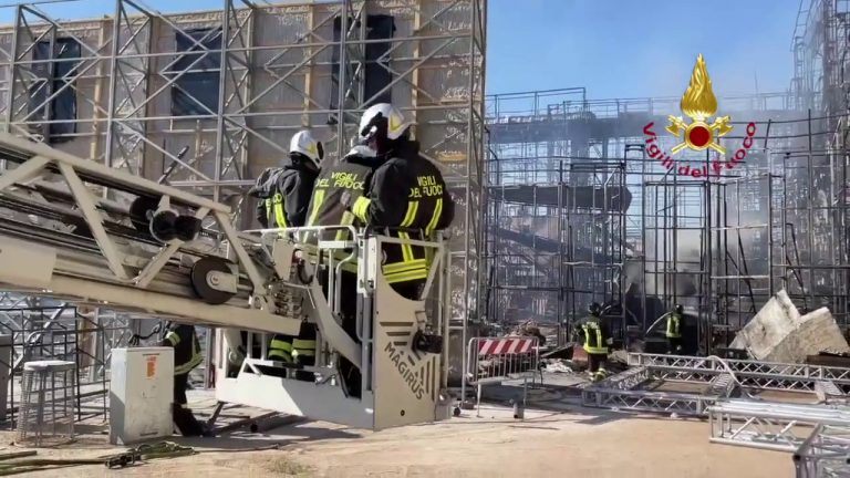 Roma, Spento l’incendio agli Studios di Cinecittà