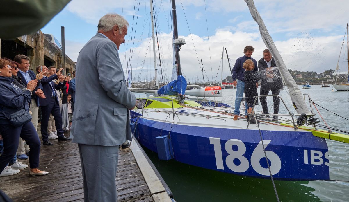 Trinitè-Sur-Mer in festa per il battesimo del mare del Class40 Ibsa