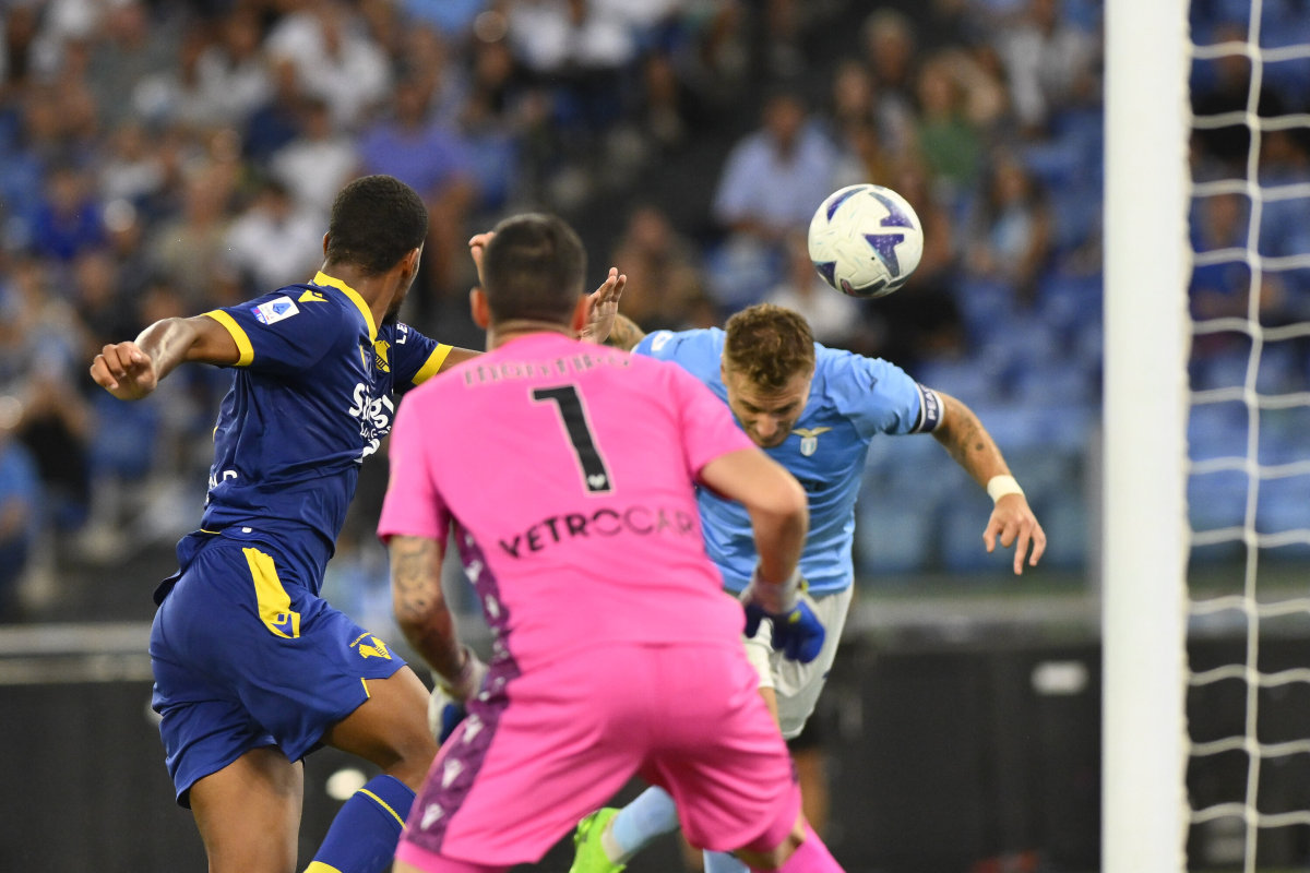 Immobile e Luis Alberto, Lazio batte Verona 2-0