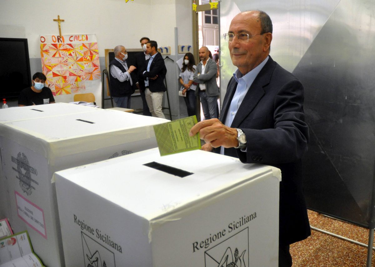 In Sicilia l’ex presidente del Senato Renato Schifani ipoteca la vittoria