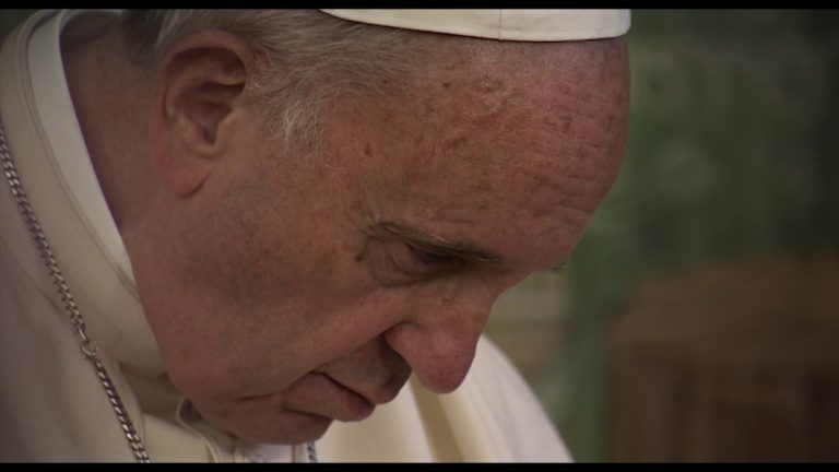 “In viaggio”, clip in anteprima del nuovo film di Gianfranco Rosi