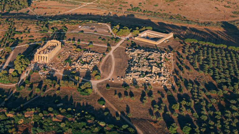 Selinunte: saranno ricollocate tre colonne del Tempio G