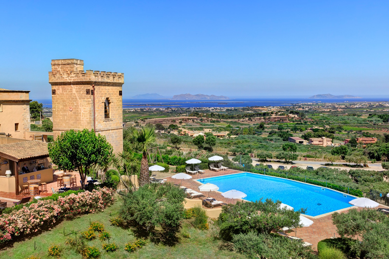 Spot Baglio Oneto Resort, si cercano attori e comparse