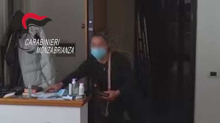 Furti in abitazioni e chiese in Brianza, arrestate due donne
