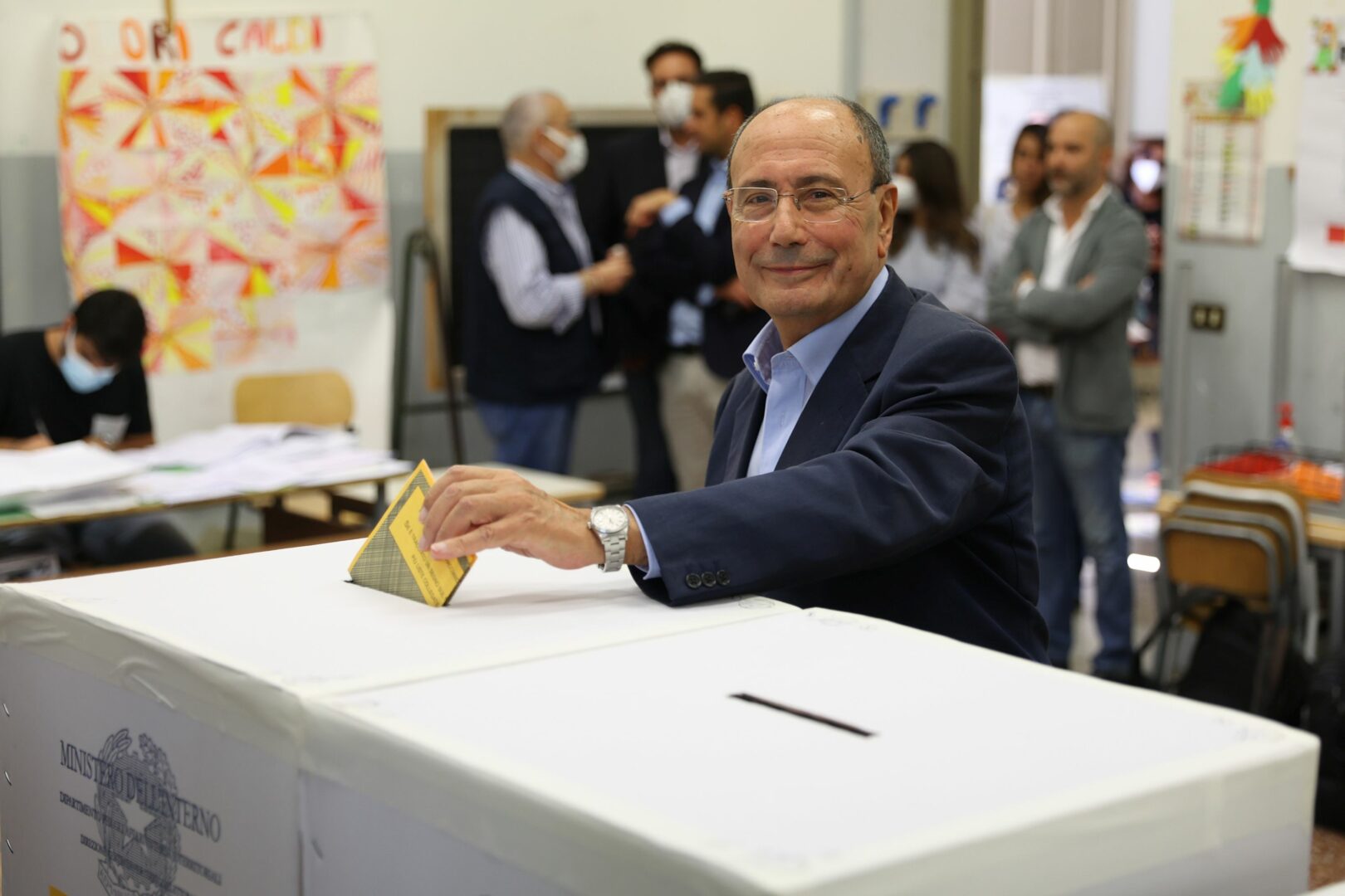 Exit poll elezioni regionali, Schifani verso la vittoria. De Luca davanti a Chinnici e Di Paola