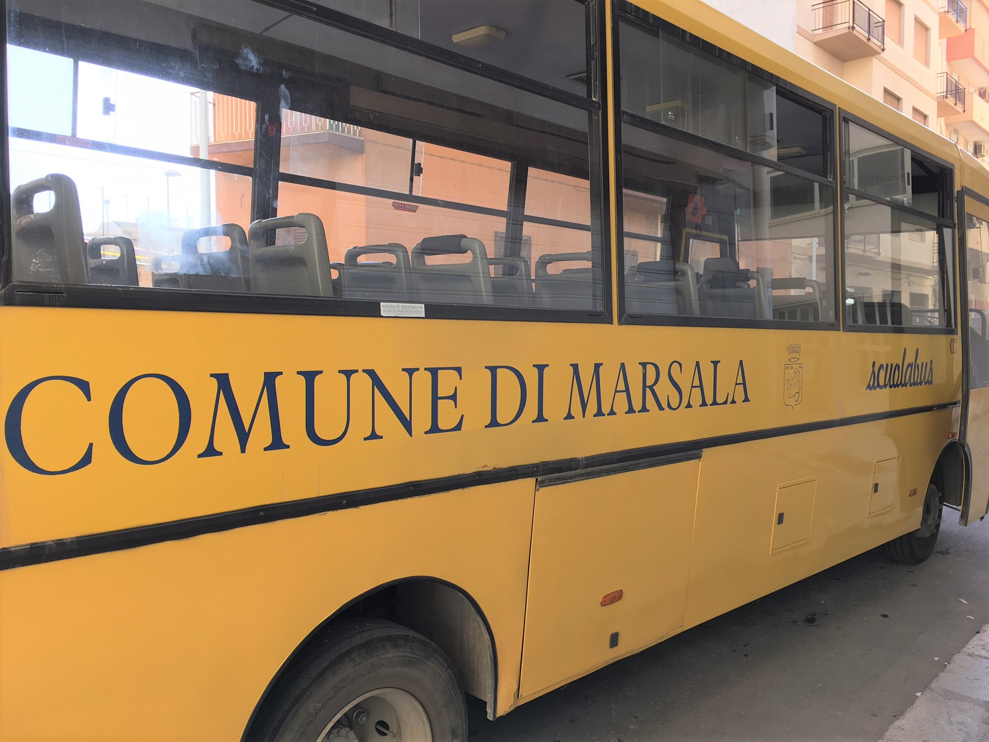 Piove dentro gli scuolabus del Comune di Marsala, 5 andranno in revisione