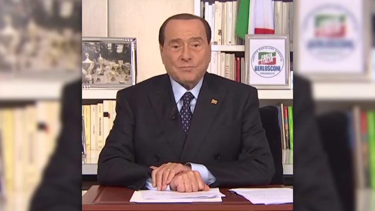 Berlusconi agli studenti “Solo con lo studio si ottengono risultati”