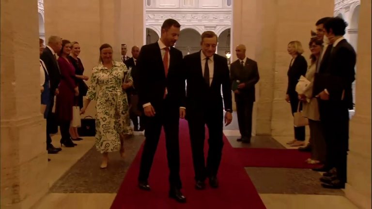 Draghi incontra il primo ministro slovacco Heger