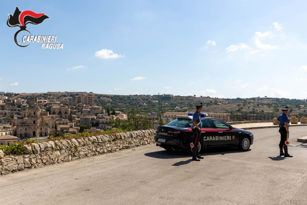 Droga a minori, scoperta una “casa dello spaccio” nel ragusano