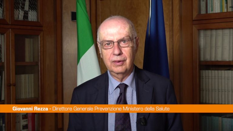 Covid, Rezza “Casi aumentano, serve prudenza”