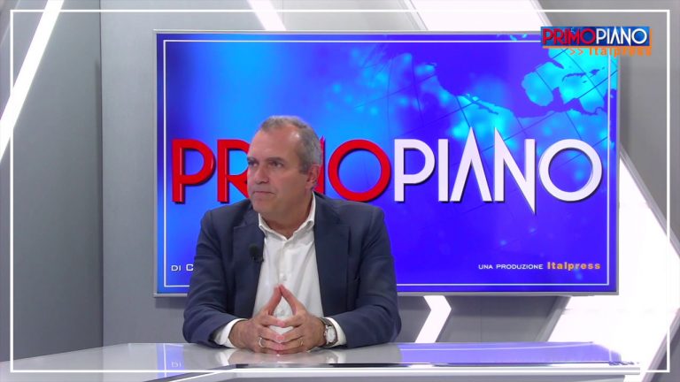 De Magistris “Ora Meloni deve dimostrare le sue qualità”