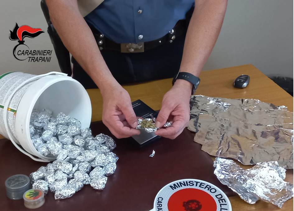 Petrosino, i carabinieri arrestano un giovane per spaccio di droga