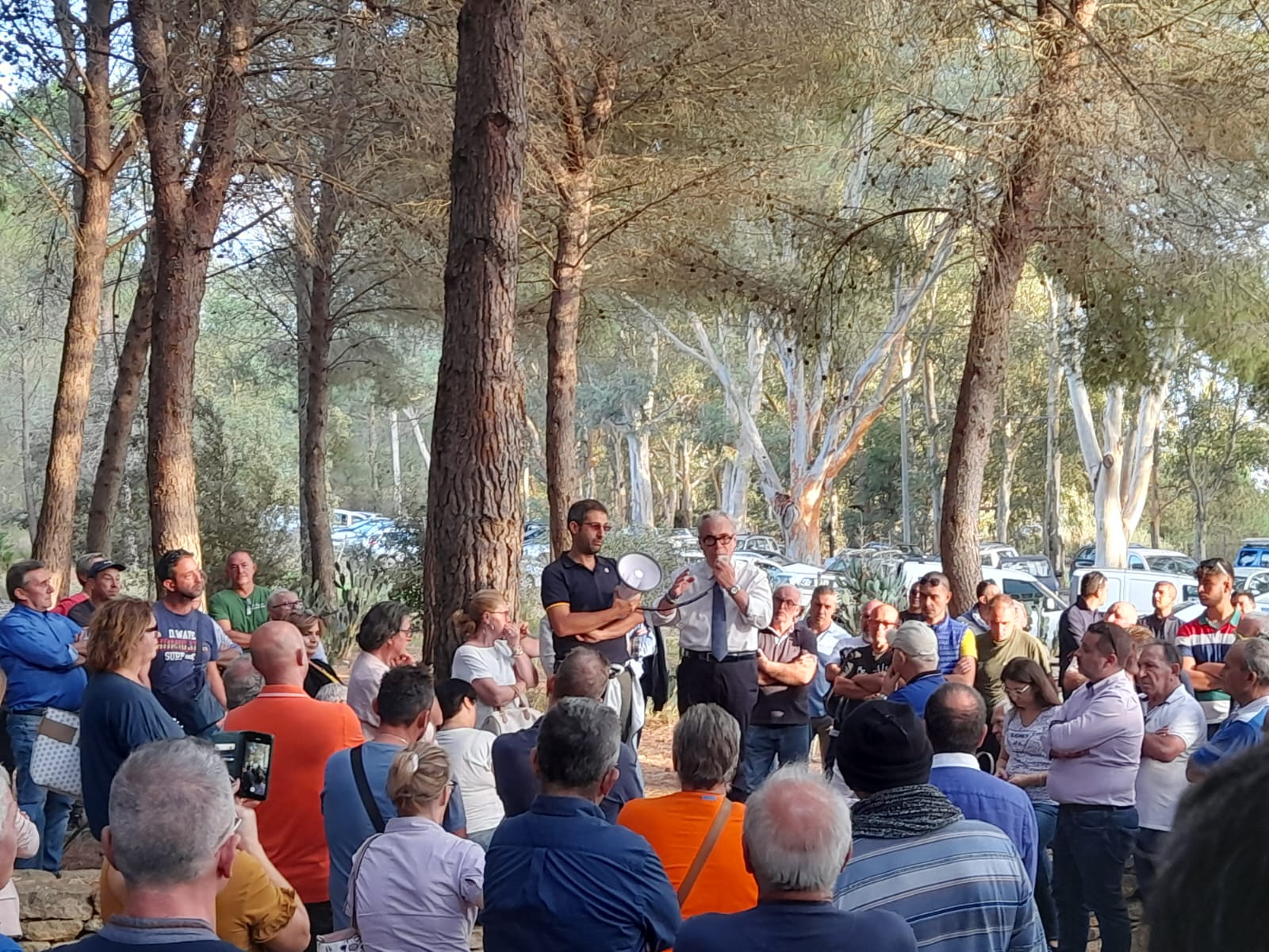 Belice: protesta degli olivicoltori, i sindaci li incontrano