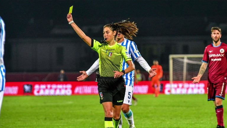Il Pallone Racconta – Donne arbitro e licenziamenti