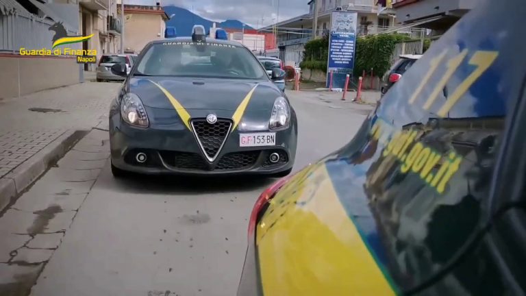 Napoli, sequestrati 79.300 farmaci dopanti