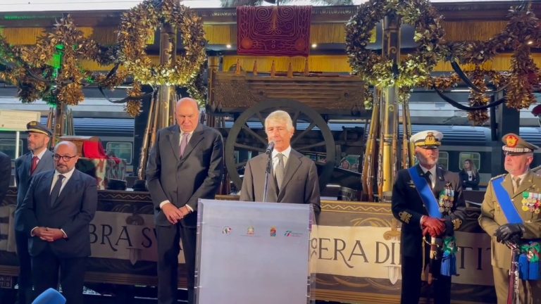 Abodi “Le istituzioni devono essere un esempio per i giovani”