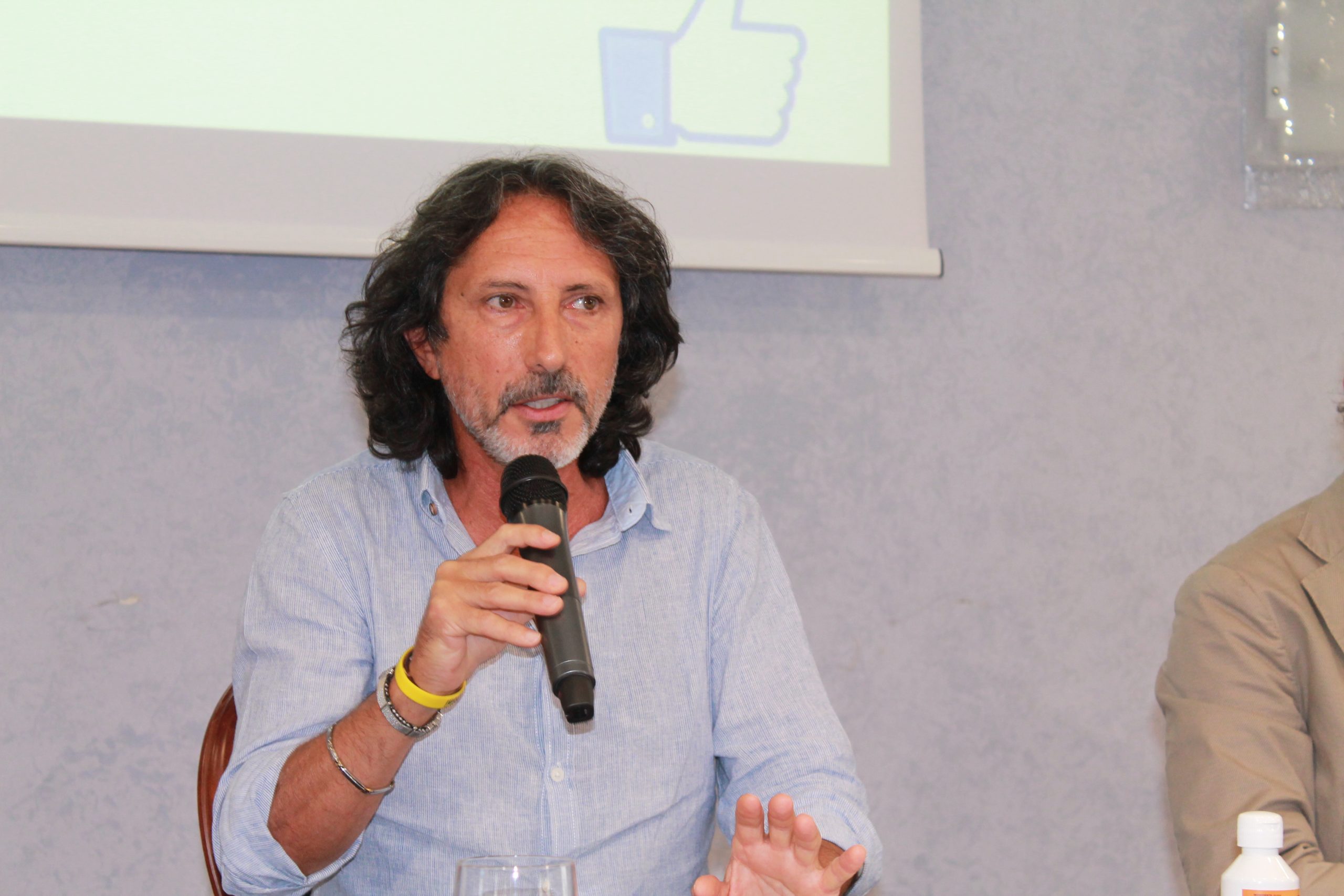 Manovra, Flc Cgil: “In Sicilia 100 scuole a rischio chiusura”