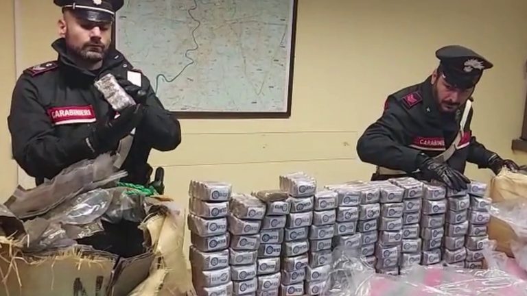 Un milione di dosi di hashish pronte a invadere Roma, arrestato 29enne