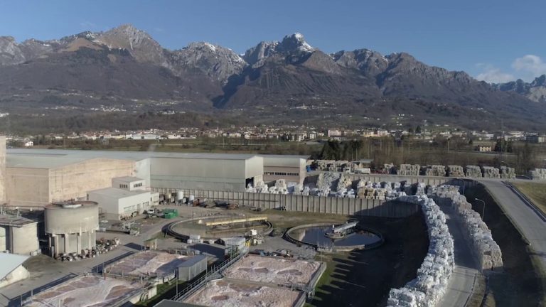 Riciclo della carta, Italia maglia rosa in Europa